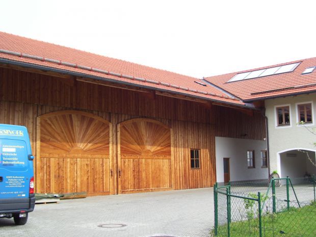 Wohnhaus mit Maschinenhalle und Werkstatt Egmating